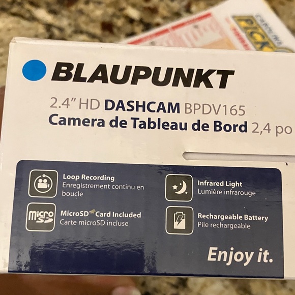 Blaupunkt Black HD Dashcam with Infrared - Picture 6 of 6